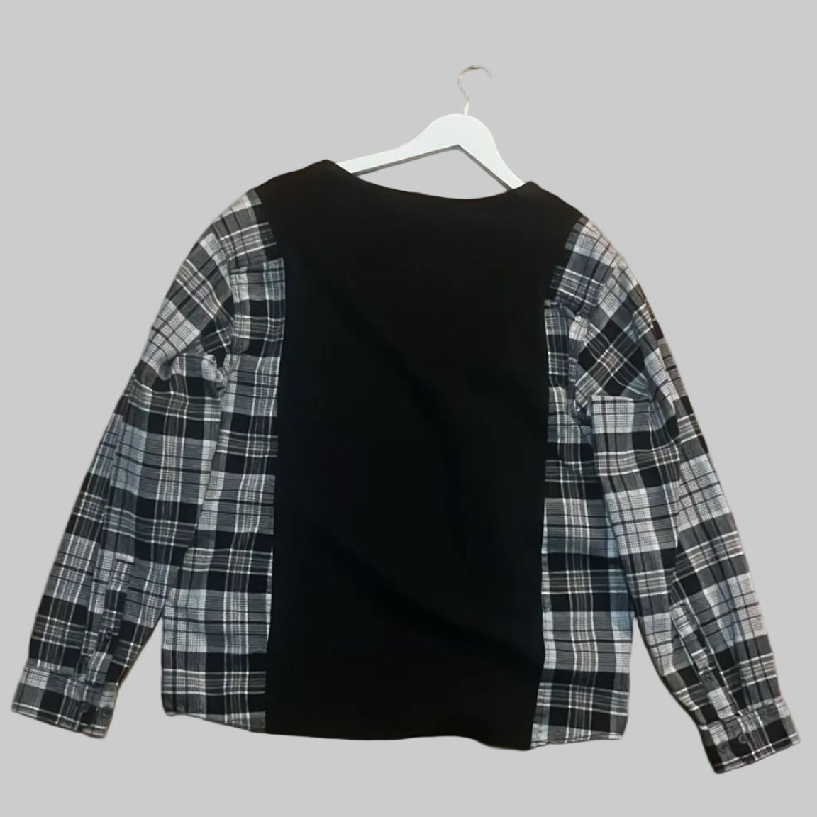Henley Top – Black & Plaid Sleeve